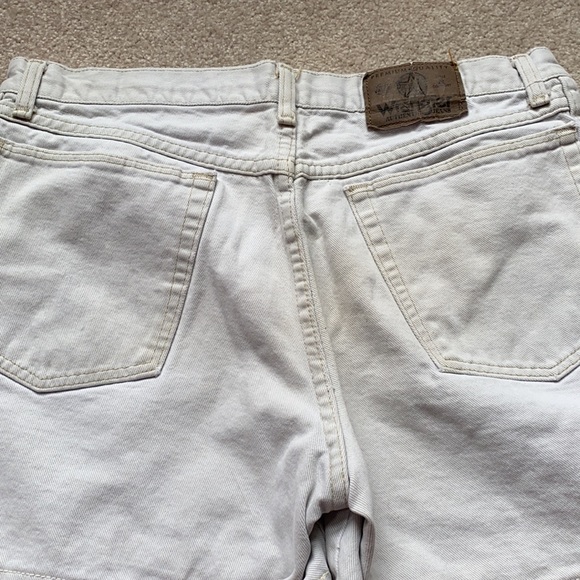 Men’s Wrangler Jean Shorts - Picture 7 of 7